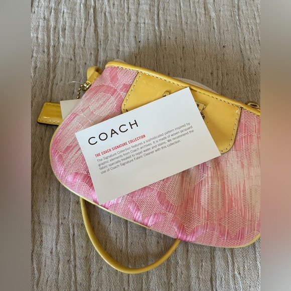 Coach Wristlet - Picture 5 of 6